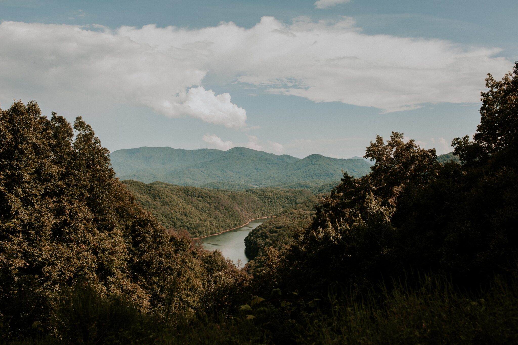 Exploring Great Smoky Mountains National Park: A Comprehensive Travel 